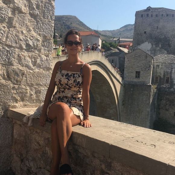 Meet your Posher, Di - Picture 1 of 1